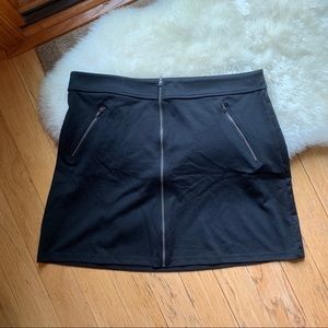 Gap stretchy mini skirt